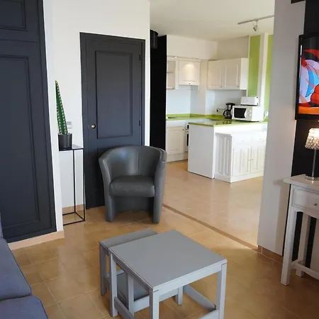 Pineda 43, - Centro - Es-323-49 Apartment *